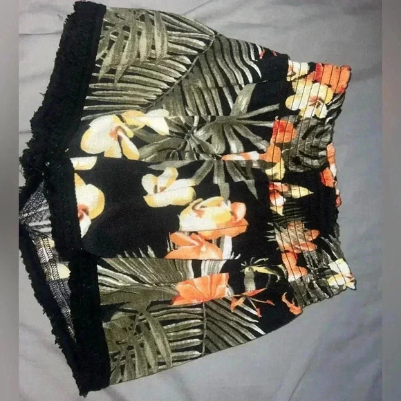NOBO Pants - Tropical Womens Shorts